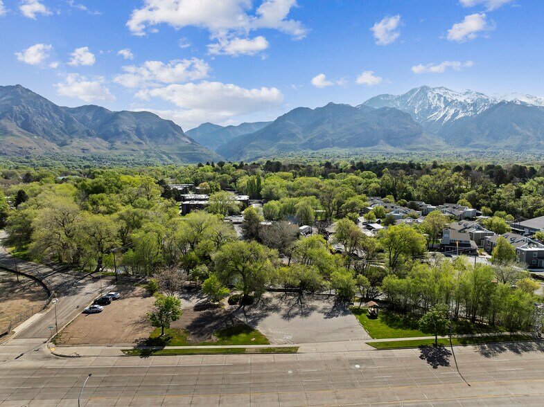 More Photos Of 1810 Washington Blvd, Ogden Restaurant For Lease