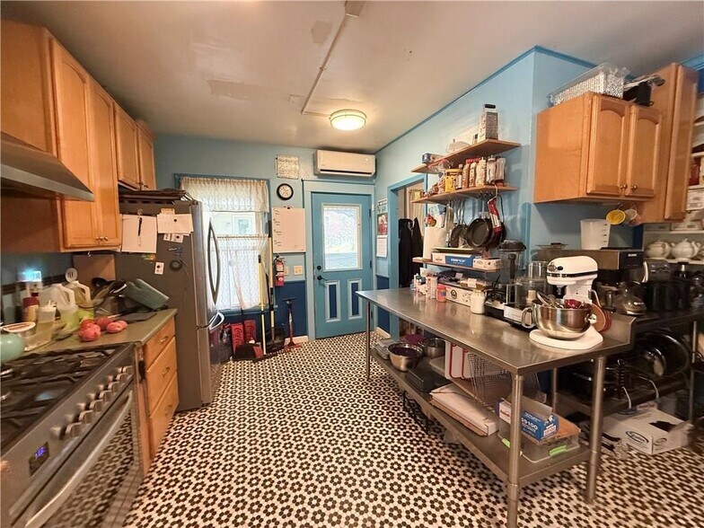 More Photos Of 36 W Main St, Waterloo Township Hotel For Sale