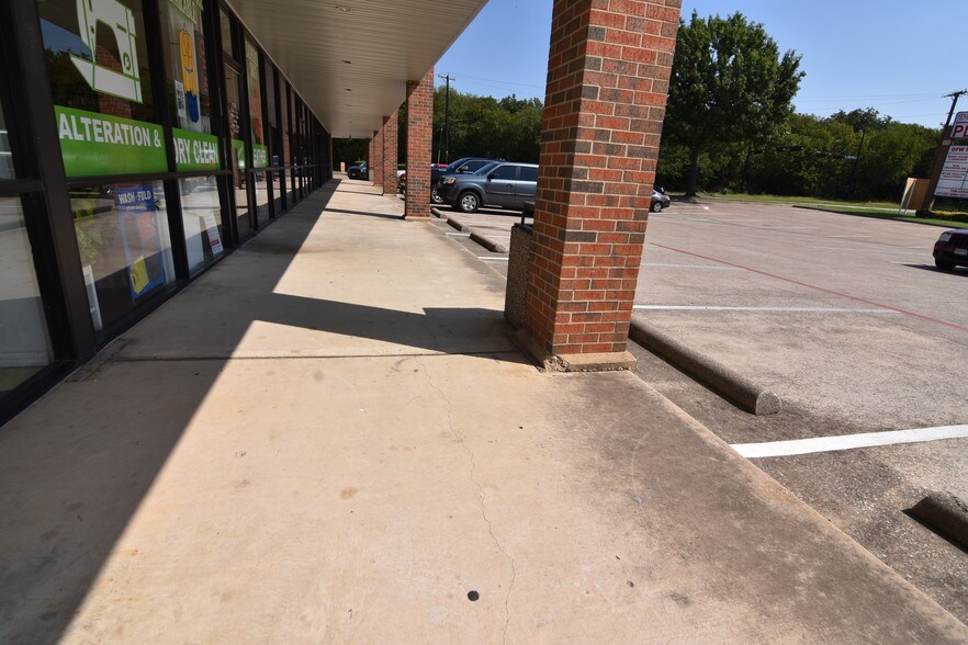 More Photos Of 6350 Glenview Dr, Fort Worth Unknown For Lease