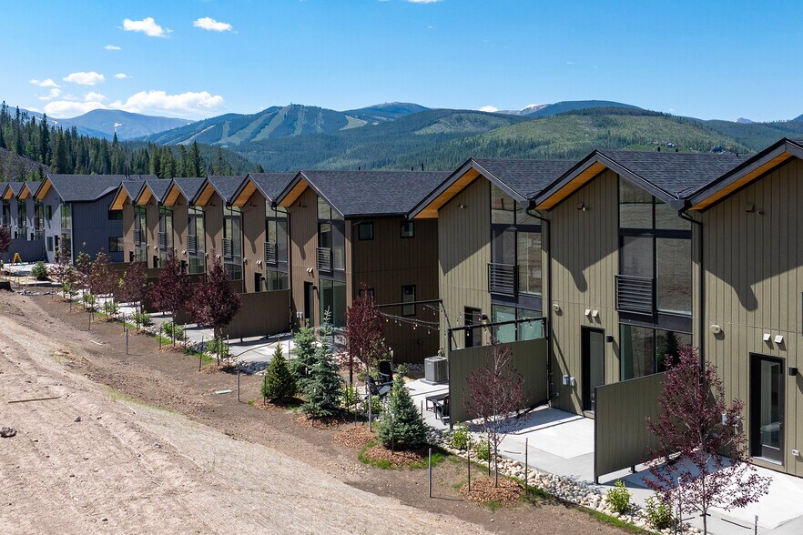 More Photos Of 52-70 Wheeler Rd, Winter Park Apartments For Sale