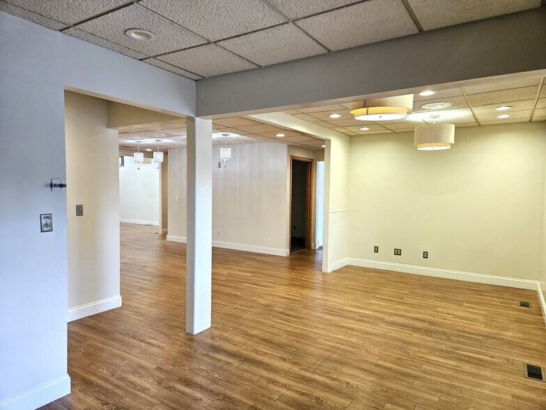 More Photos Of 5820 Gratiot Rd, Saginaw Medical For Sale