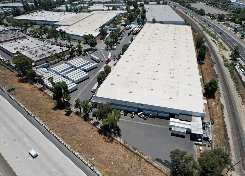 More Photos Of 2867 Surveyor St, Pomona Manufacturing For Lease