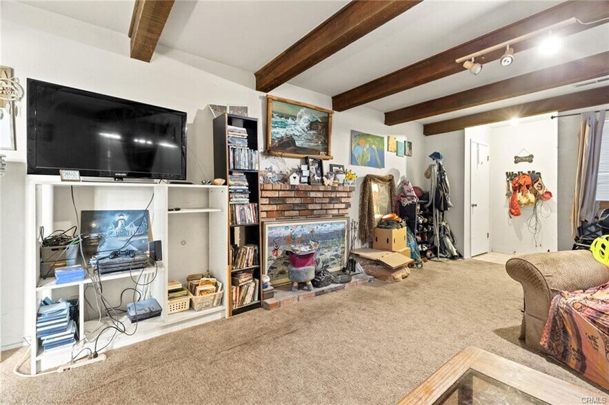 More Photos Of 2842 Jolyn Way, Chico Multifamily For Sale