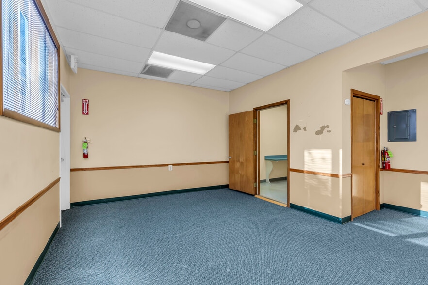 More Photos Of 2130 Highway 35, Sea Girt Medical For Sale