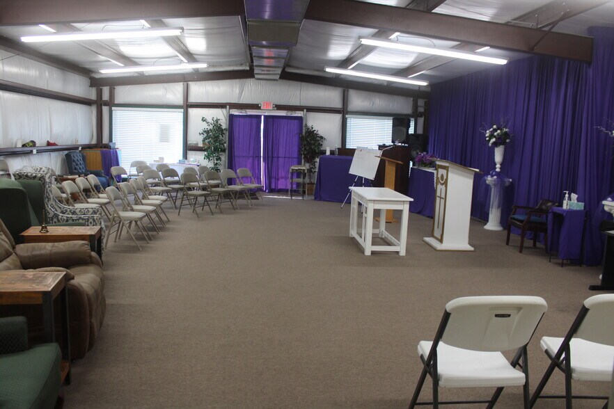 More Photos Of 344 Broadway, Winnie Religious Facility For Sale