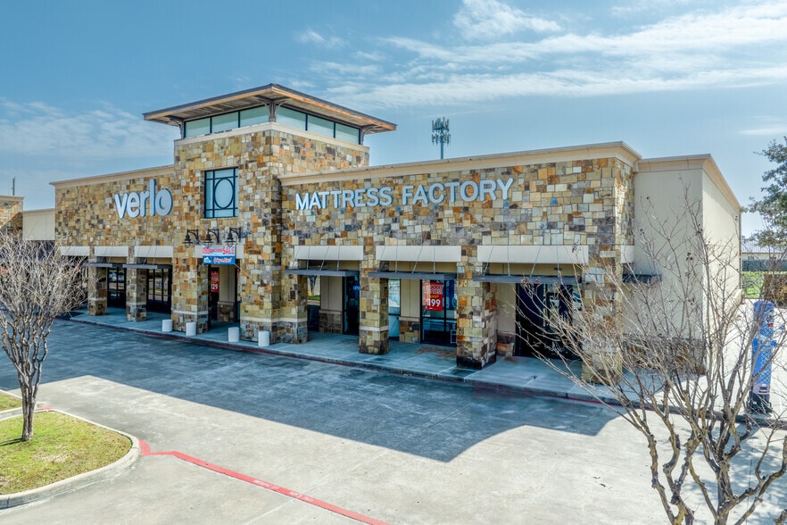 More Photos Of 6927 FM 1960 Rd W, Houston Unknown For Lease