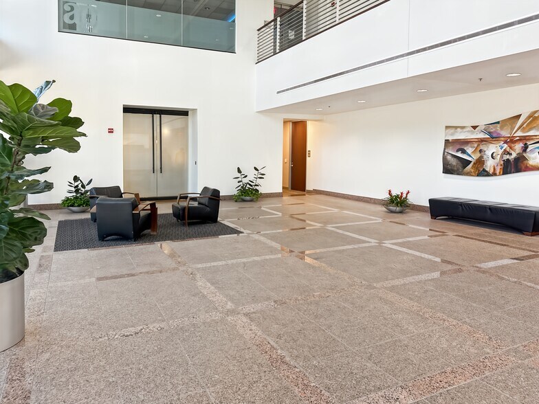 More Photos Of 1600 N Collins Blvd, Richardson Coworking Space
