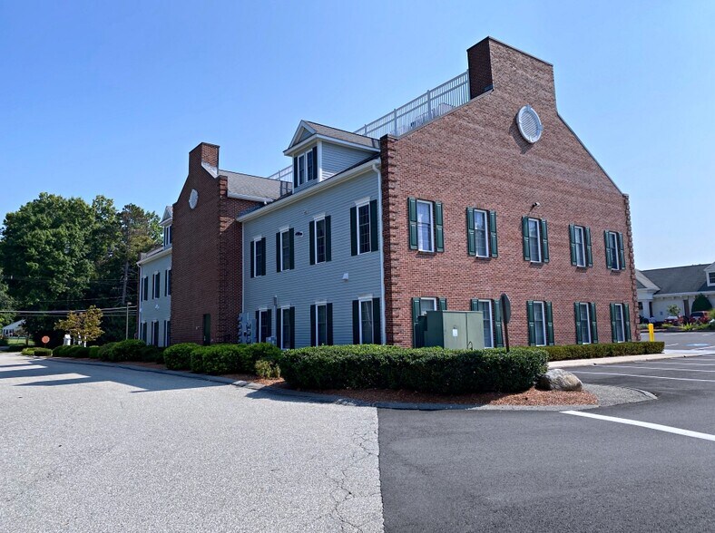 More Photos Of 100 Boston Rd, Groton Medical For Lease