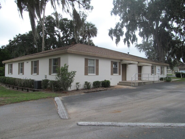 More Photos Of 200 SW 8th St, Ocala Office For Lease
