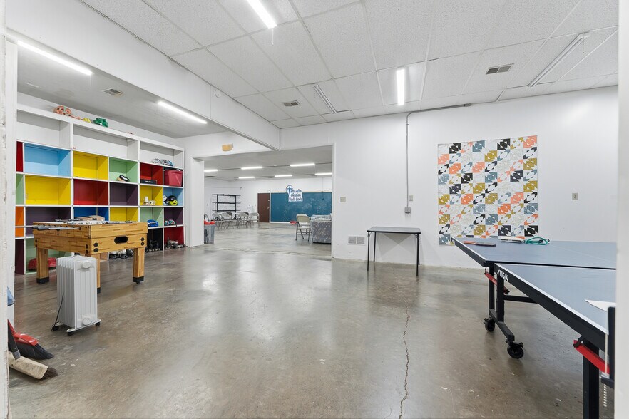 More Photos Of 102 4th St, Terra Alta Light Distribution For Sale