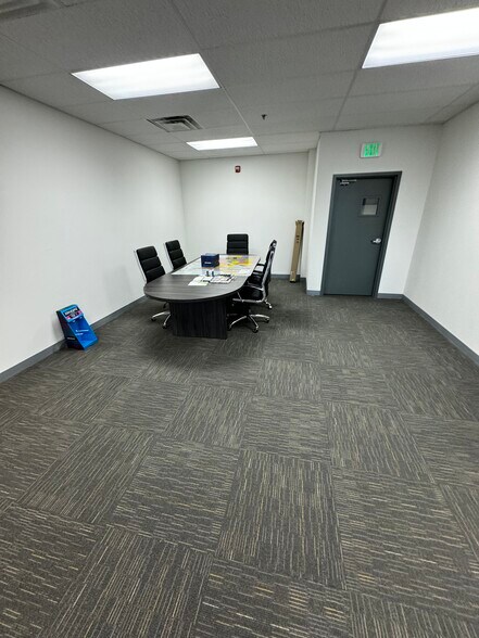 More Photos Of 78 Olympia Ave, Woburn Warehouse For Lease