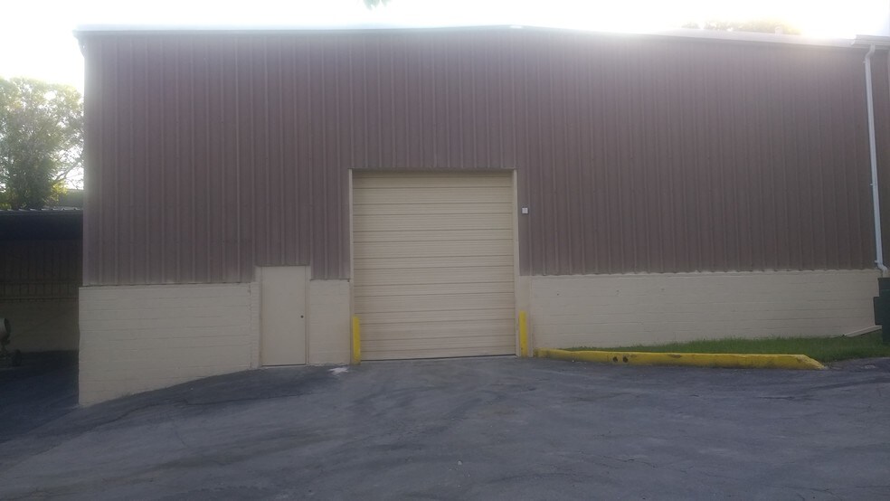 More Photos Of 7 Greenwood Pl, Pikesville Warehouse For Sale
