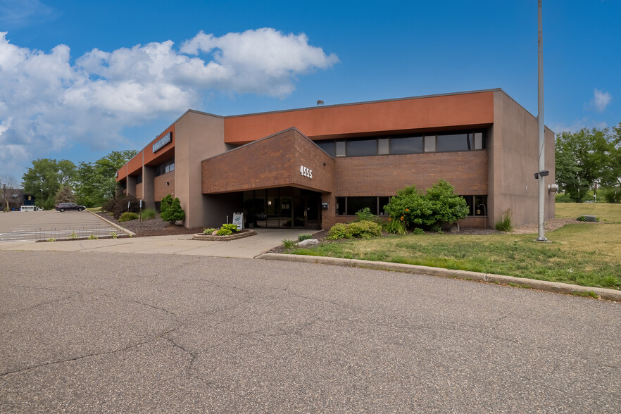 Primary Photo Of 4555 Erin Dr, Eagan Office For Lease