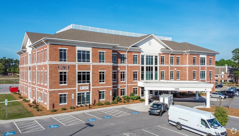 Primary Photo Of 1990 Fordham Dr, Fayetteville Medical For Lease