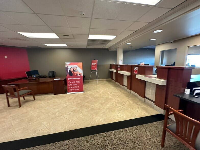 More Photos Of 4695 Quebec St, Denver Storefront Retail Office For Sale