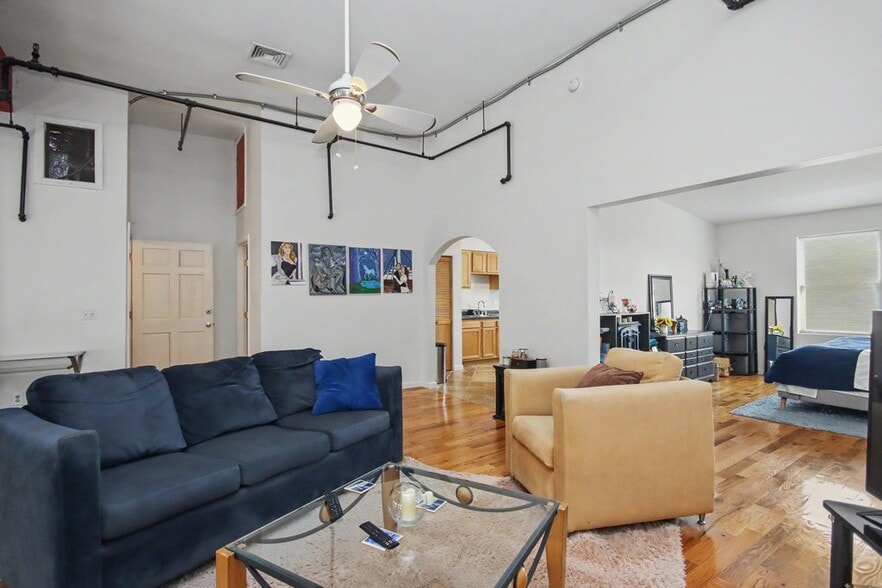 More Photos Of 907-911 South St, Peekskill Storefront Retail Office For Sale