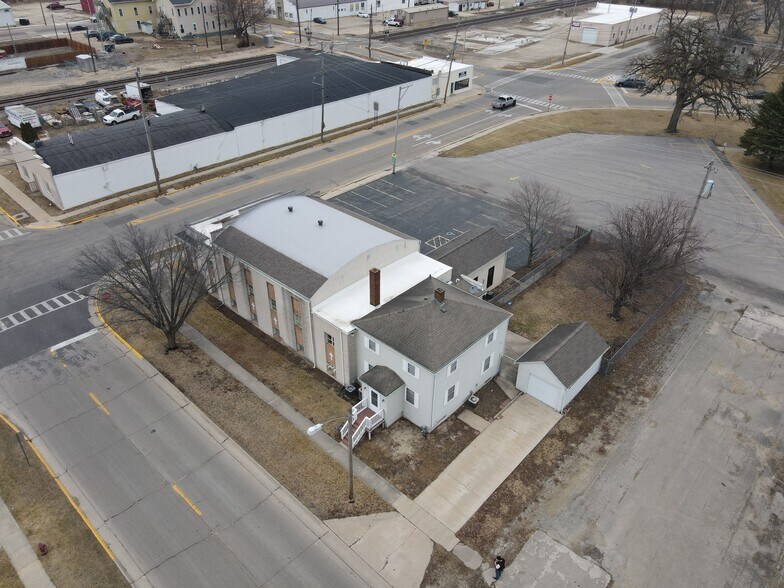 Primary Photo Of 109 S Washington St, Rochelle Religious Facility For Sale