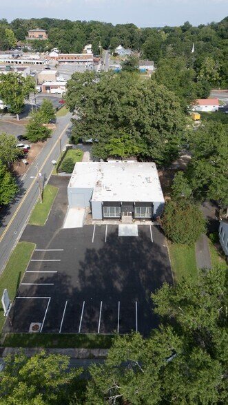 More Photos Of 51 Austin Ave NE, Marietta Light Distribution For Sale