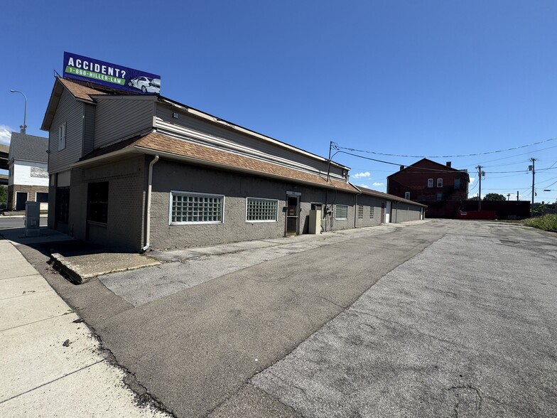 More Photos Of 1583 Niagara St, Buffalo Freestanding For Sale