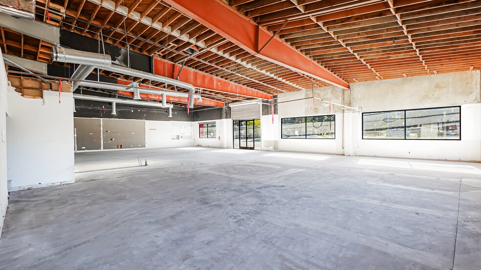 More Photos Of 600 Lairport St, El Segundo Warehouse For Lease