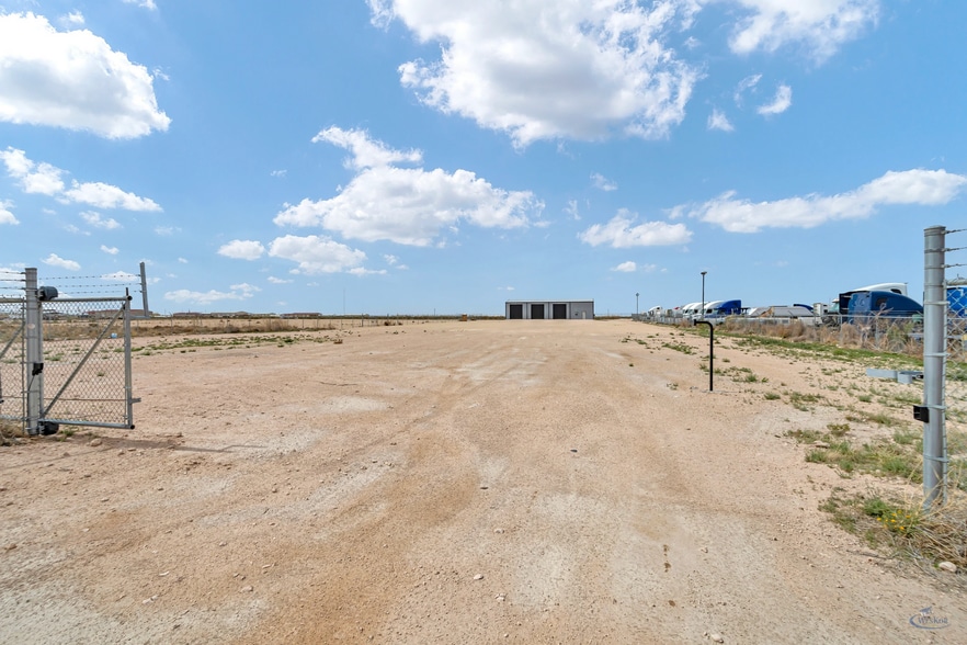 More Photos Of 2920 FM 866, Odessa Warehouse For Sale