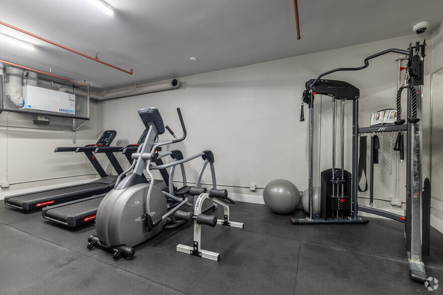 More Photos Of 1161-1171 Wellington St, Ottawa Apartments For Lease