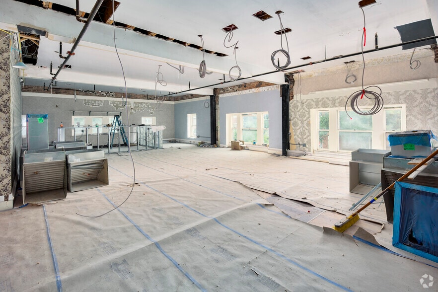 More Photos Of 477 H St NW, Washington General Retail For Sale