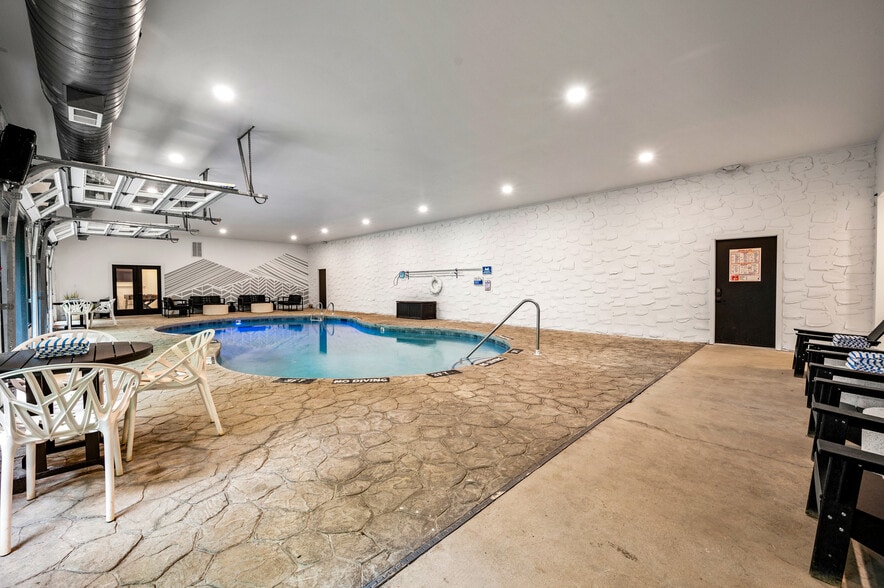 More Photos Of 4155 Dollys Dr, Sevierville Specialty For Sale