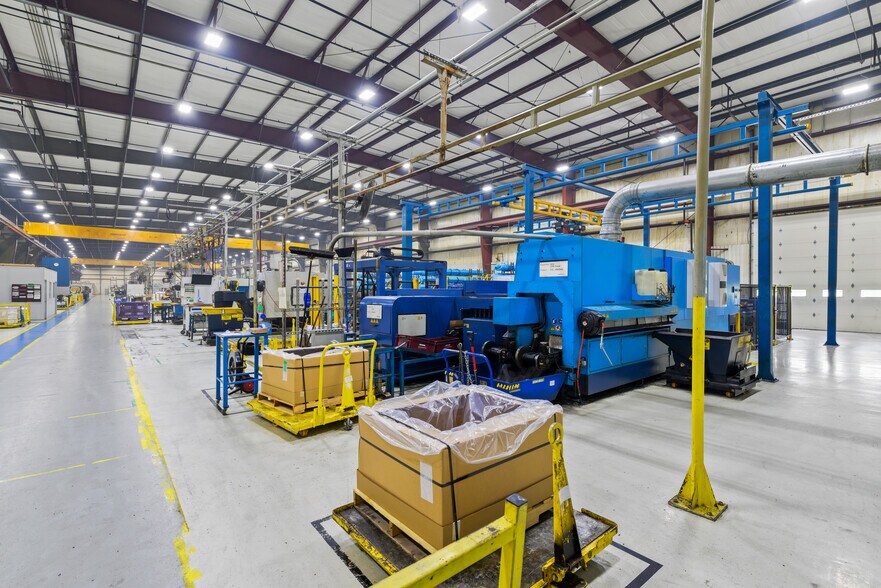 More Photos Of 3709 US Highway 52, Lafayette Distribution For Sale