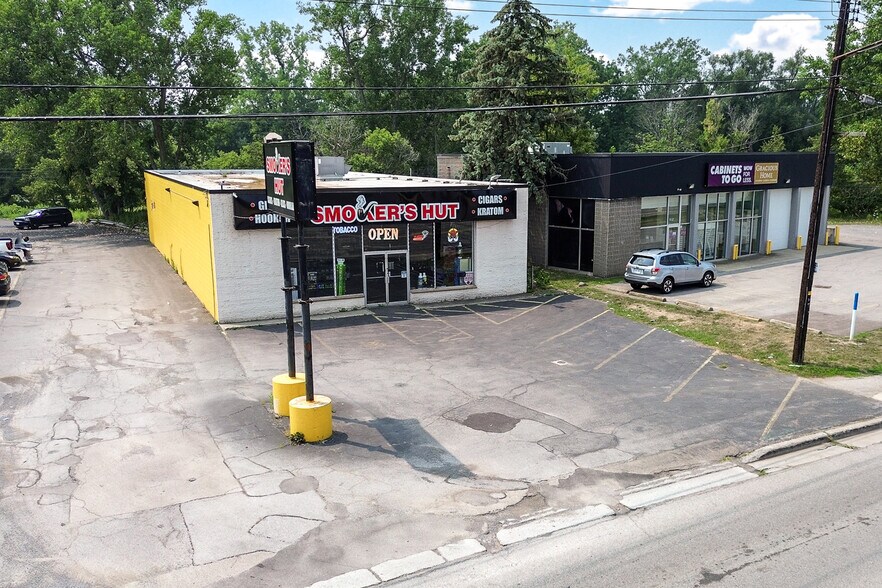 More Photos Of 3001 Ridge Rd, Buffalo Freestanding For Sale
