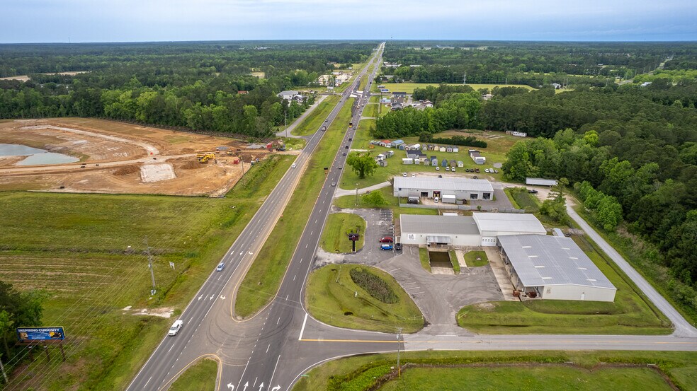 More Photos Of 6260 Ocean Hwy W, Ocean Isle Beach Showroom For Sale