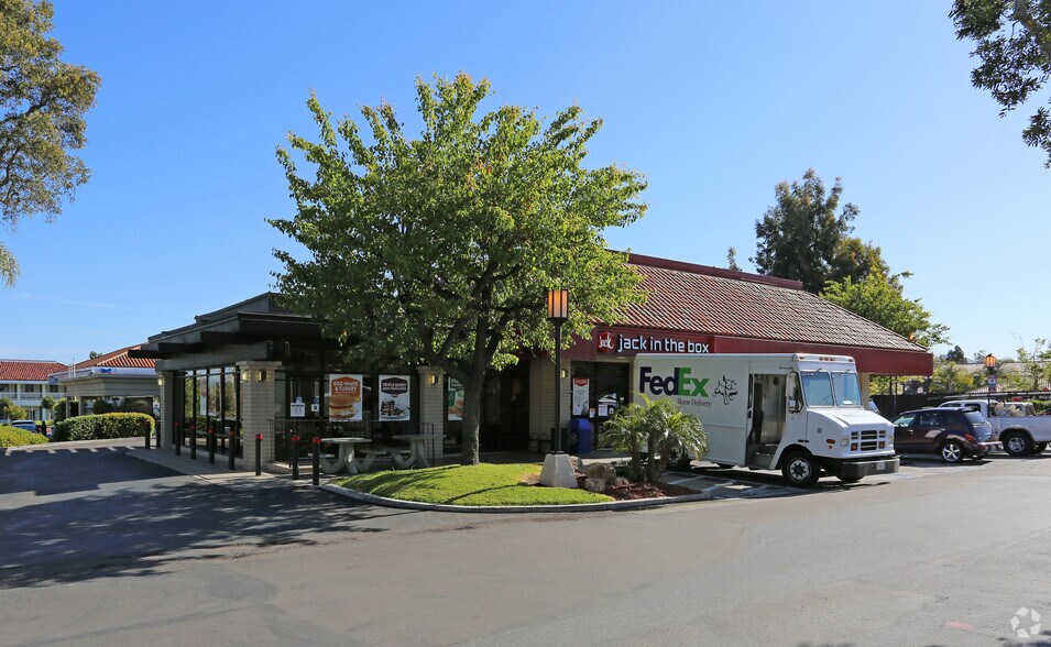 More Photos Of 16703-16719 Bernardo Center Dr, San Diego Unknown For Lease