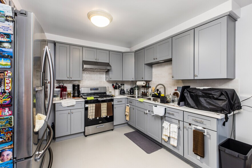 More Photos Of 1021 W 14th St, San Pedro Apartments For Sale