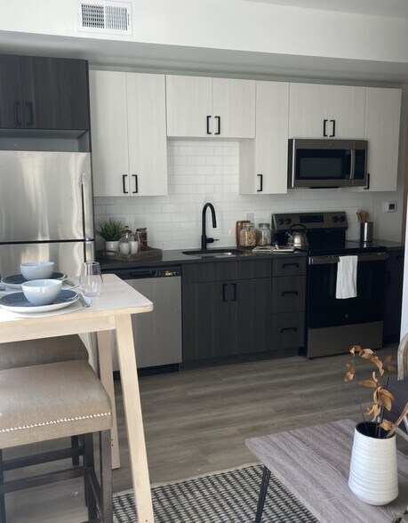 More Photos Of 2112-2116 N Front St, Philadelphia Apartments For Lease