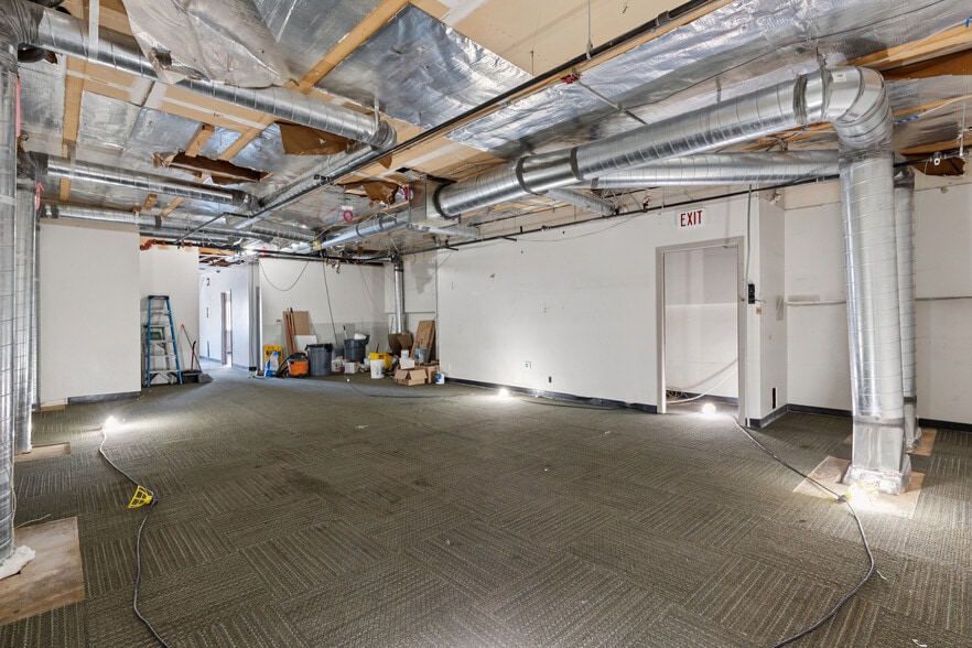 More Photos Of 1315 Burlingame Ave, Burlingame General Retail For Lease