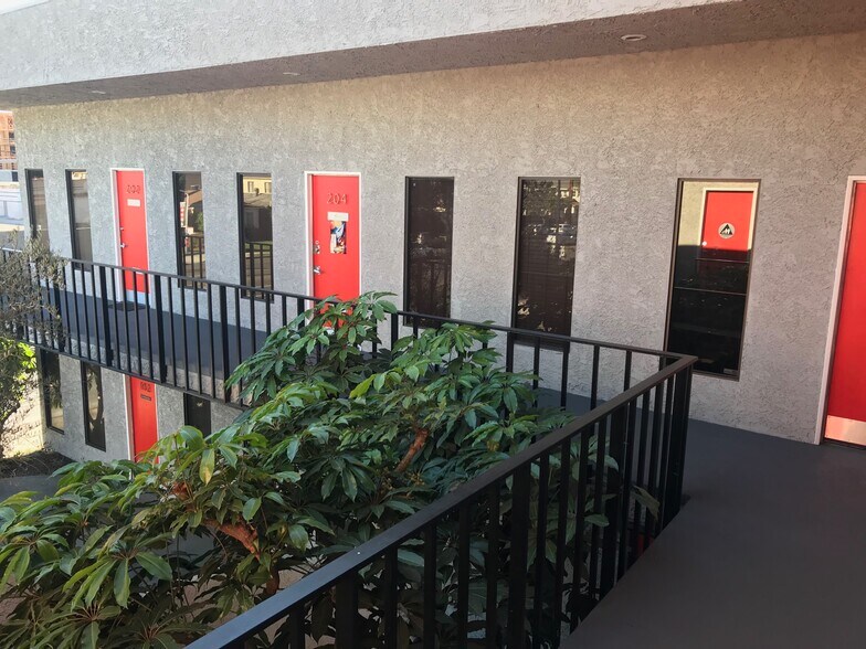 More Photos Of 201 N Hollywood Way, Burbank Office For Lease