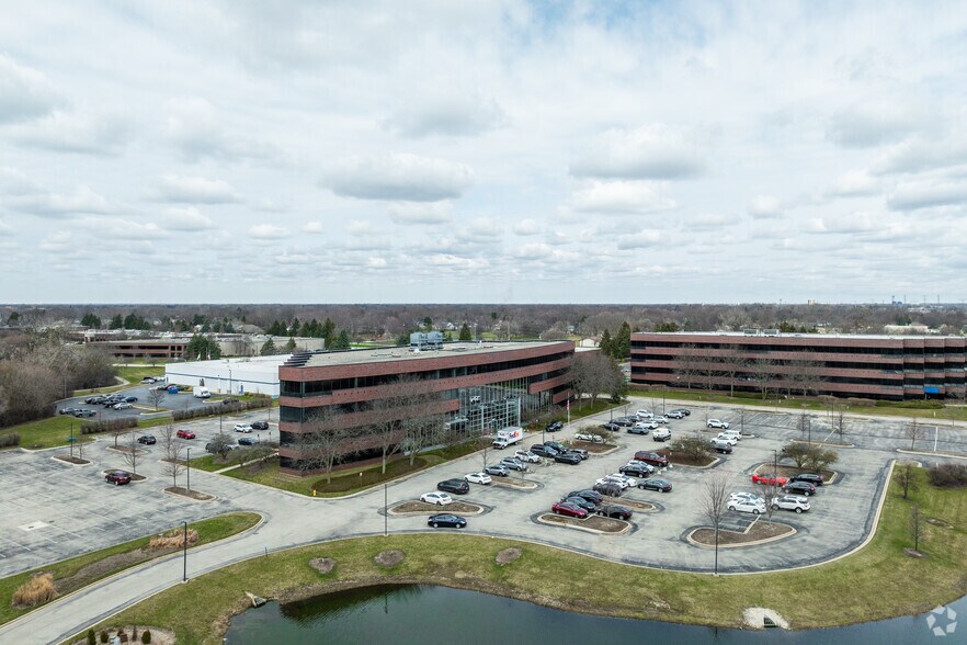 More Photos Of 1660 Feehanville Dr, Mount Prospect Medical For Lease