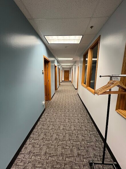More Photos Of 13770 Frontier Ct, Burnsville Office For Sale