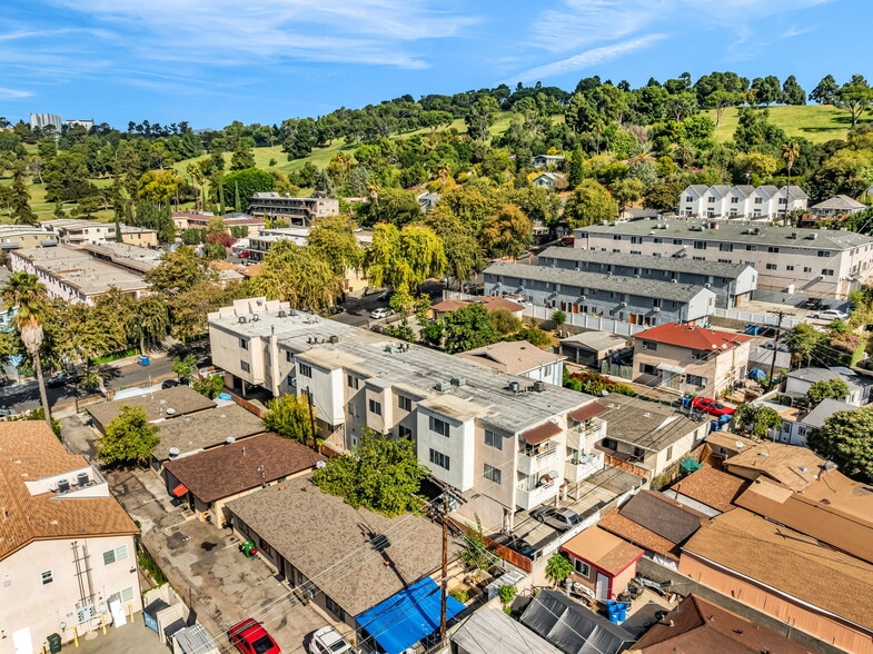 More Photos Of 3350 Drew St, Los Angeles Apartments For Sale