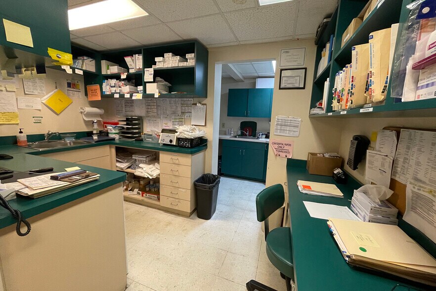 More Photos Of 12 Elmcrest Ter, Norwalk Office For Sale
