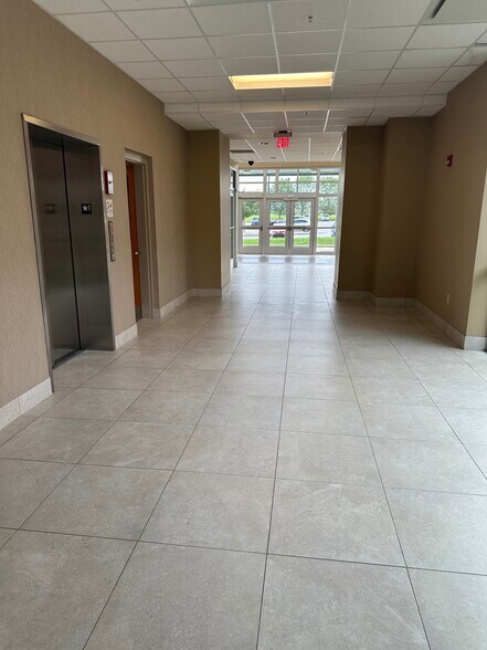 More Photos Of 165 Natchez Trace Ave, Bowling Green Medical For Lease