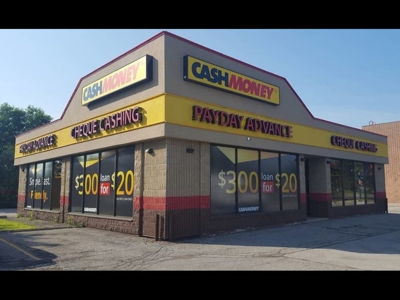 Primary Photo Of 320 Speers Rd, Oakville Bank For Lease