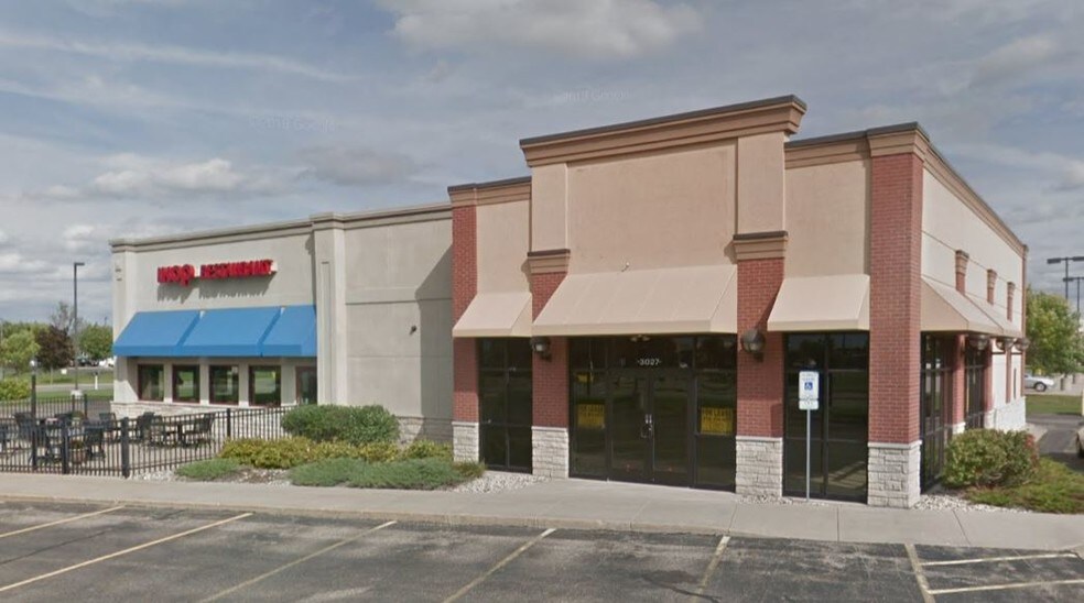 More Photos Of 3012-3066 Village Park Dr, Plover Freestanding For Lease