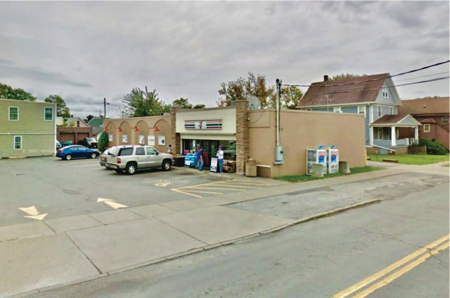 More Photos Of 492 Oliver St, North Tonawanda Convenience Store For Sale