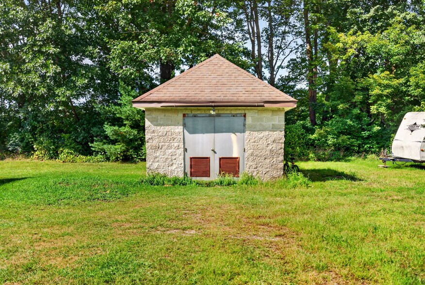 More Photos Of 156 Plains Rd, Cambridge Manufactured Housing Mobile Home Park For Sale
