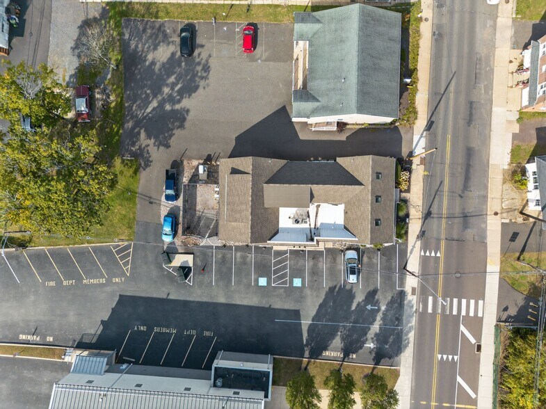 More Photos Of 64 N Main St, Sellersville Freestanding For Sale