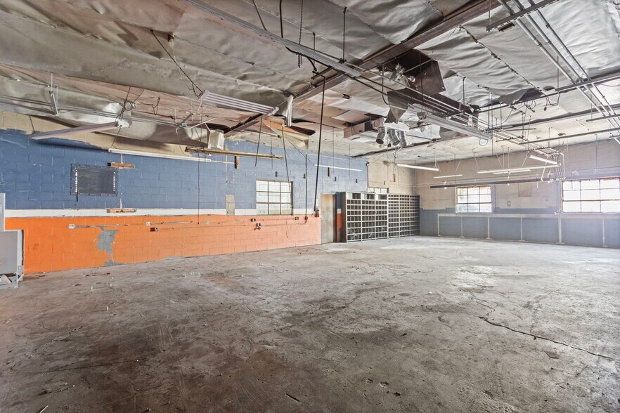 More Photos Of 1822 Belcroft Ave, South El Monte Manufacturing For Sale