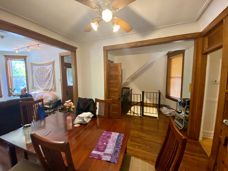 More Photos Of 2439 N Seminary Ave, Chicago Apartments For Sale