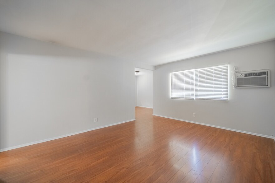 More Photos Of 610 N Oakland Ave, Pasadena Apartments For Sale