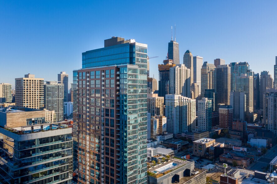More Photos Of 637-643 N Wells St, Chicago Apartments For Lease